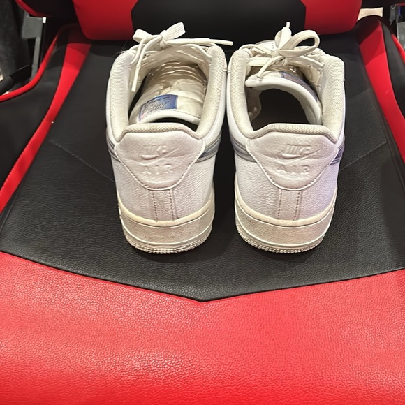 Nike Air Force 1 Iridescent - Picture 3 of 8